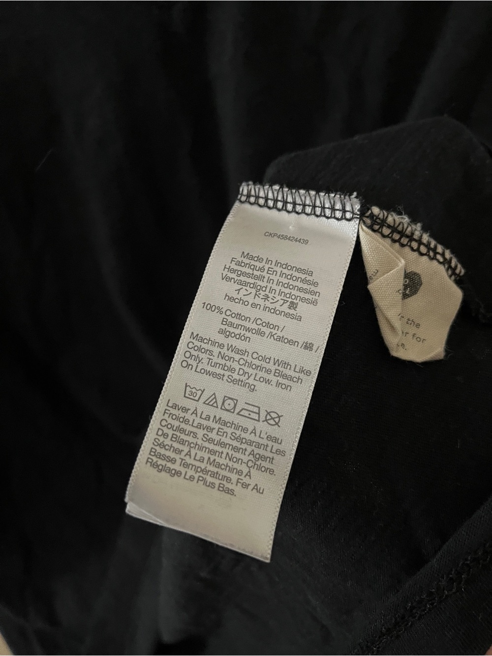 V neck - Picture 4 of 4